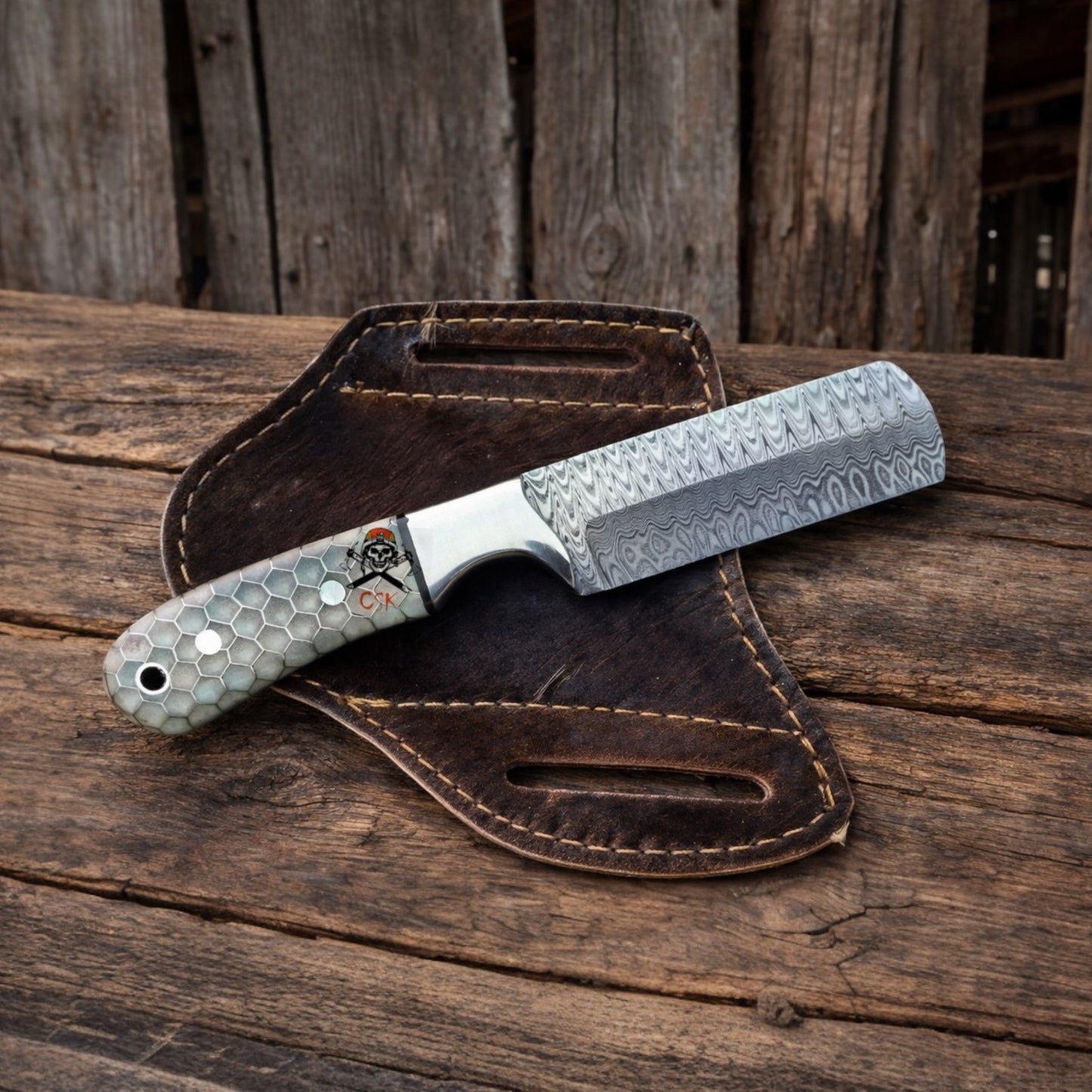 Honeycomb Knife Damascus Steel Ranch Bullcutter with Pancake Sheath