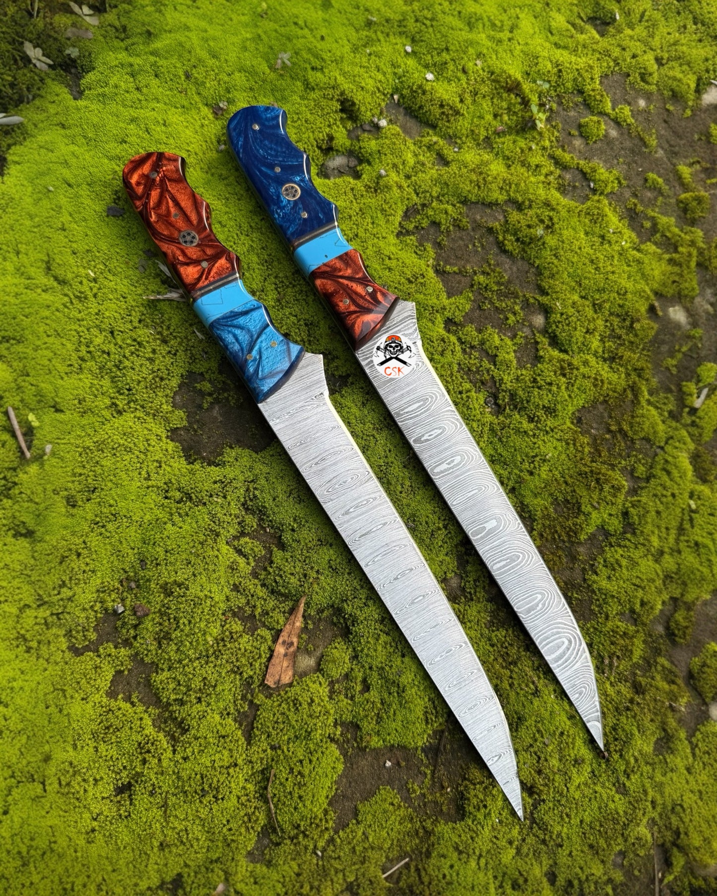 Hand-Forged Damascus Steel Fillet Knife Set – Custom Resin Handles, Ultra-Sharp Blades