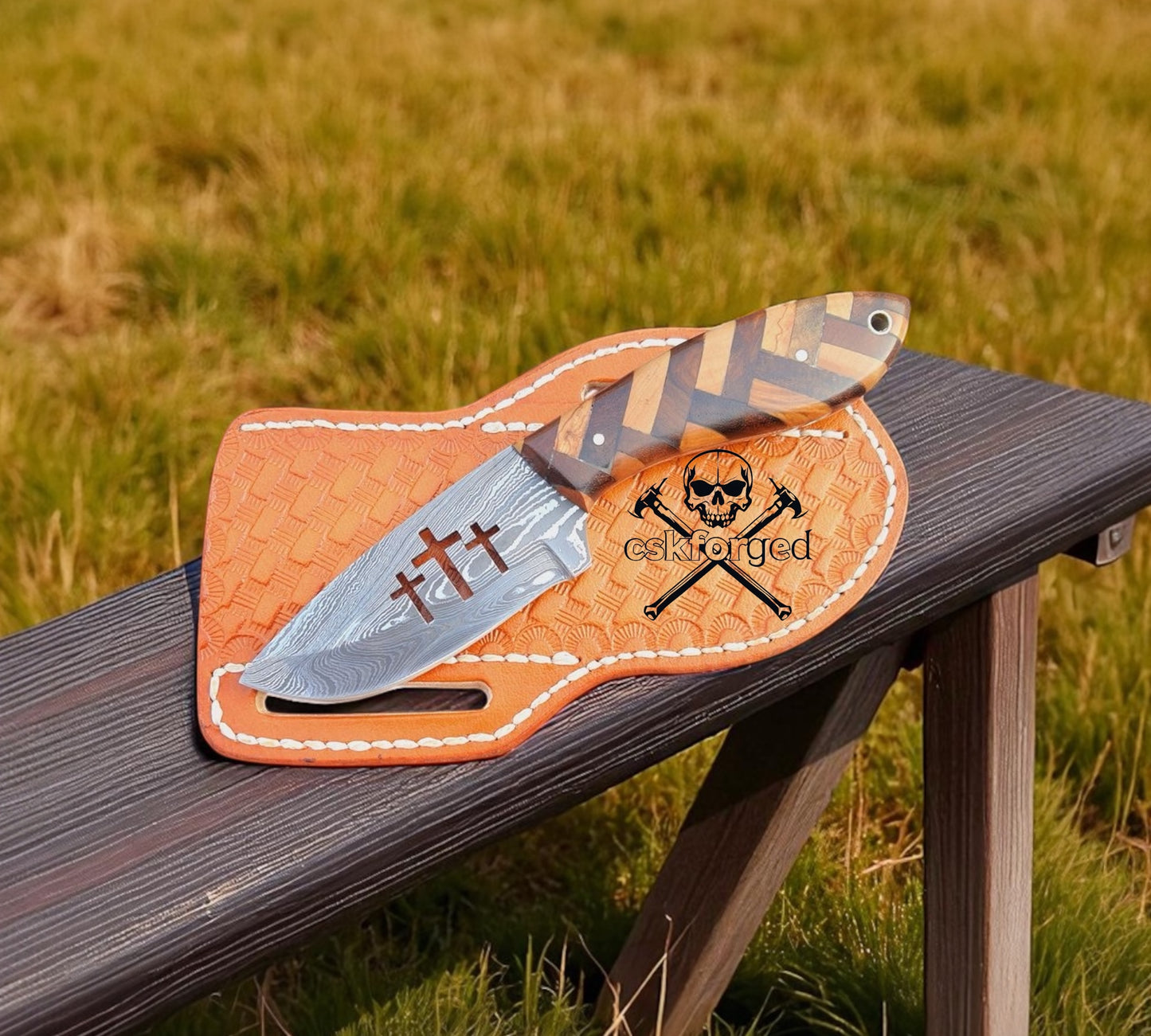 Cross-Cut Blade Hunting Knife With Wood Handle