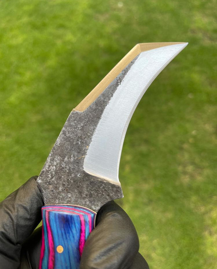 Handmade 1095 steel karambit Neck knife