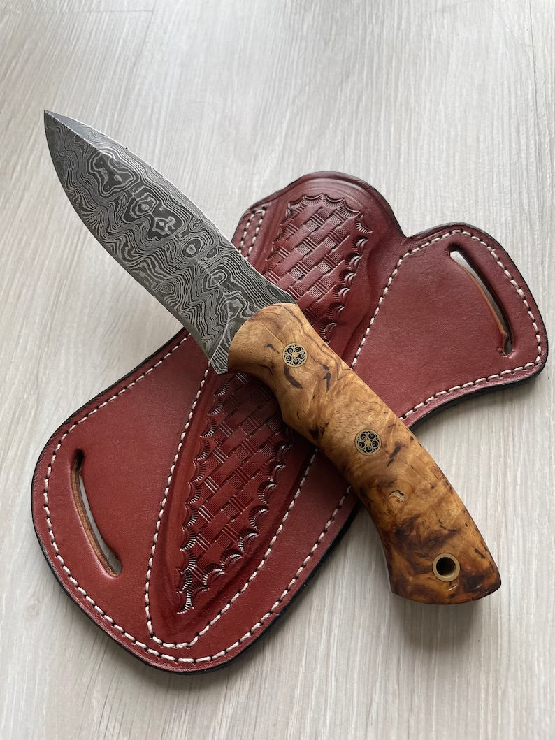 REAL DAMASCUS Hunting Knife Chestnut Handle - 150 Layers - Blacksmith Made - Camping Knife - Damascus Steel Knife - Survival Knife