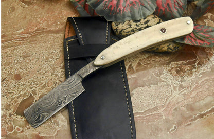 Handmade Damascus Steel Razor With Leather Sheath