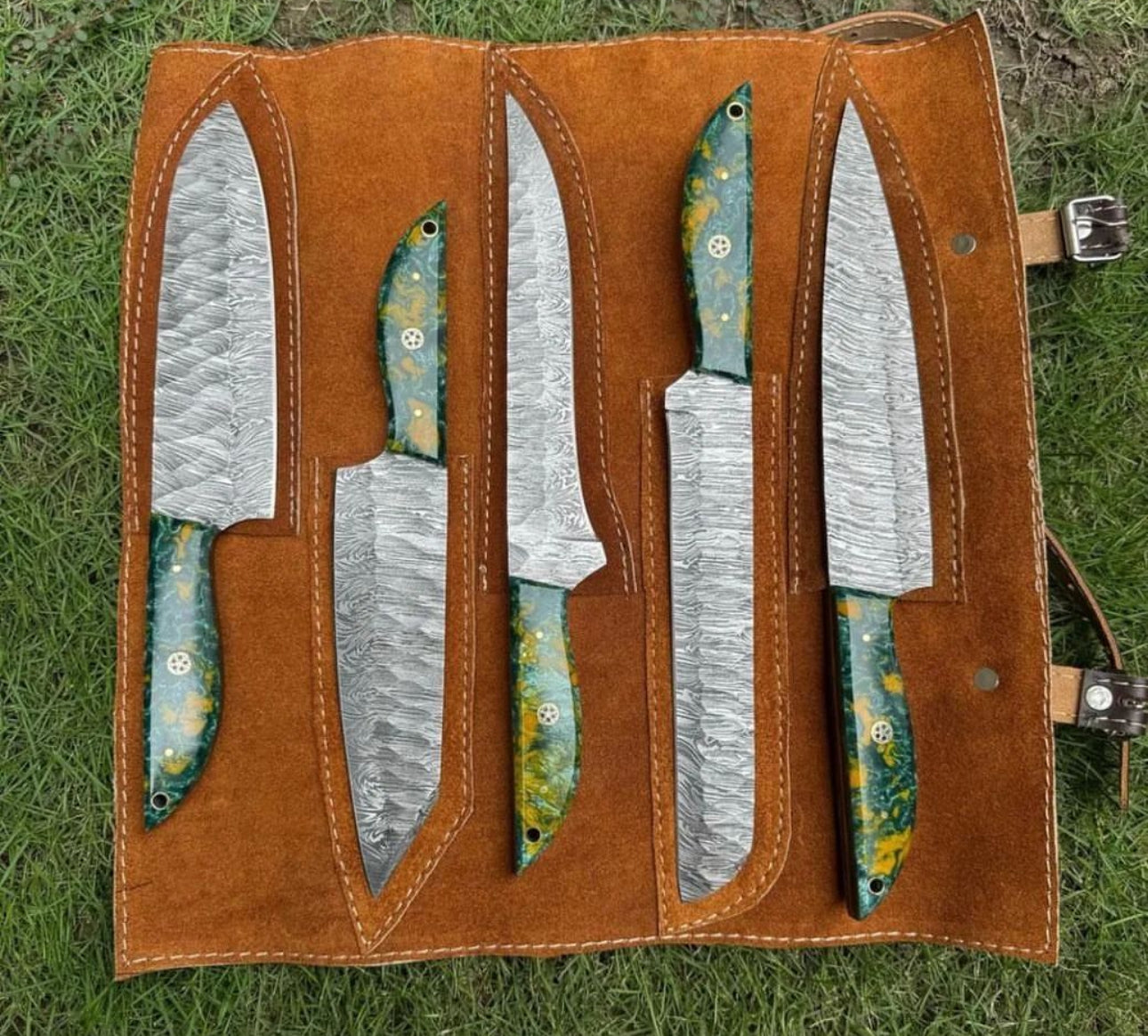 Exquisite 5-Piece Handmade Damascus Steel Chef's Knife Set