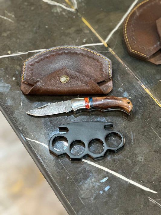 Handmade knuckles with Pocket folding knife Deal