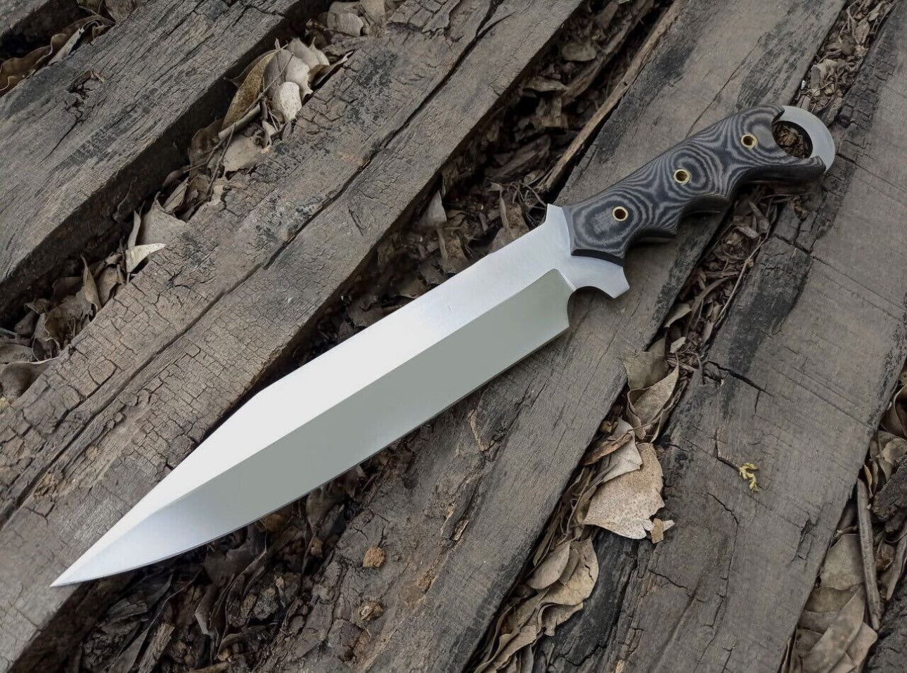 Black Talon Ravenclaw Combat Survival knife