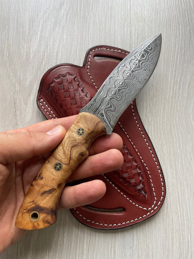 REAL DAMASCUS Hunting Knife Chestnut Handle - 150 Layers - Blacksmith Made - Camping Knife - Damascus Steel Knife - Survival Knife