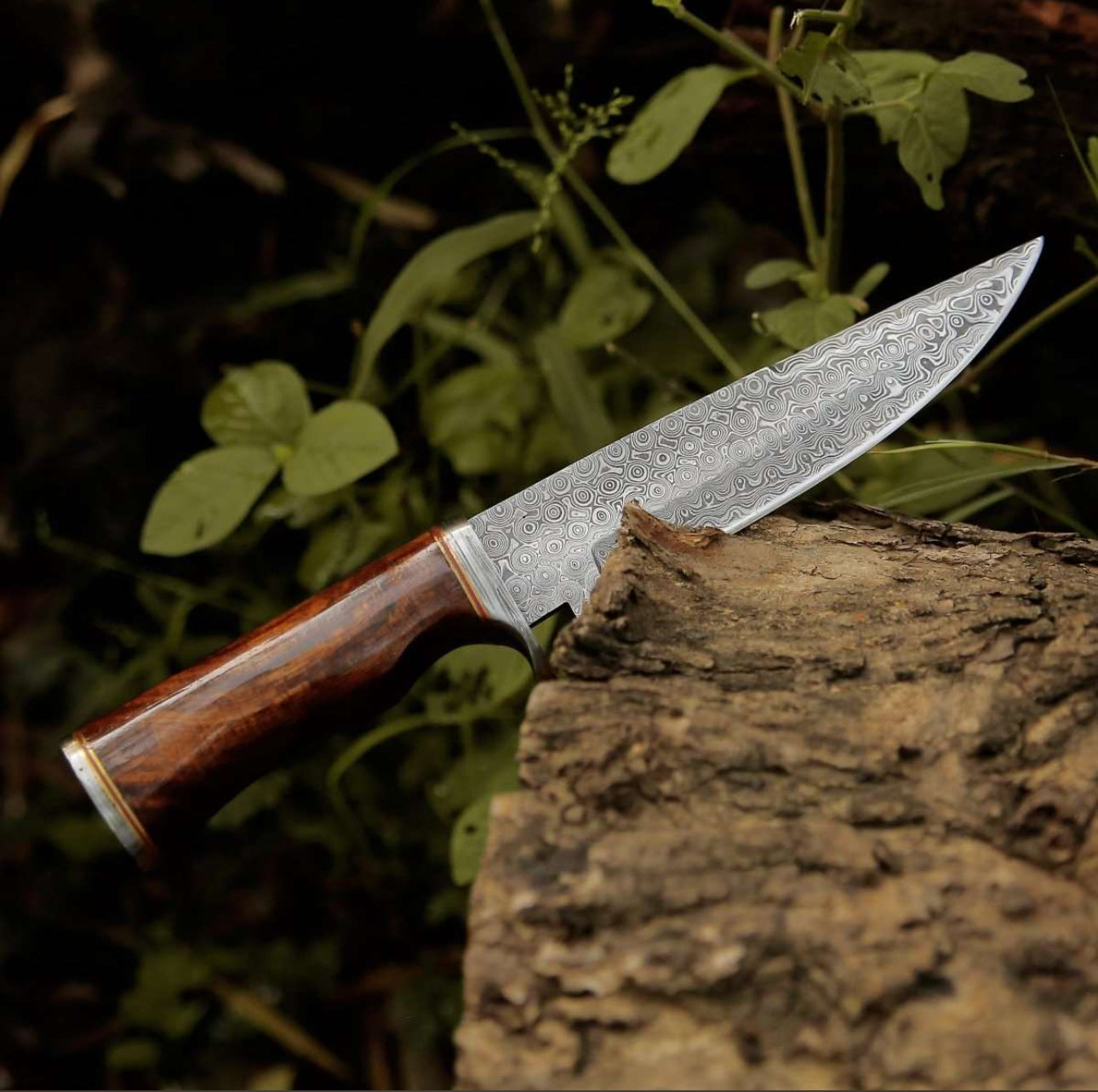 HANDMADE CRUCIFIER HUNTING KNIFE WITH EXOTIC ROSEWOOD HANDLE