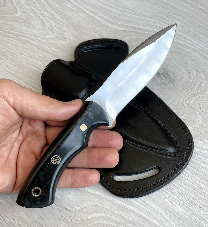 Hunting Knife 1095 Carbon Steel and Compact Buffalo horn Handle -Blacksmith Made Camping Knife - Bushcraft Knife - Survival Knife with Sheath