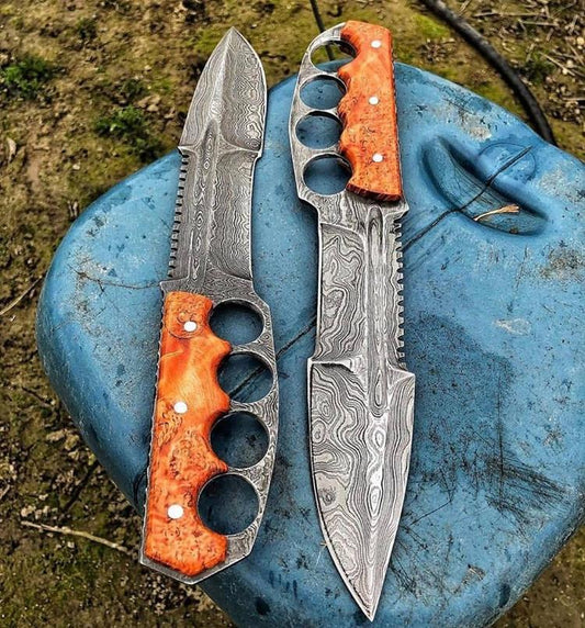 New Edition Damascus Tactical Knuckle Camping Knife with Full Tang handle