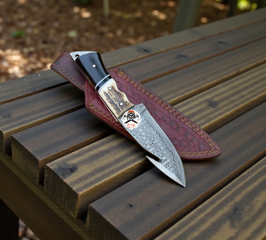 Trailblazer's Damascus Blade - 9" Hunting Knife with Leather Sheath