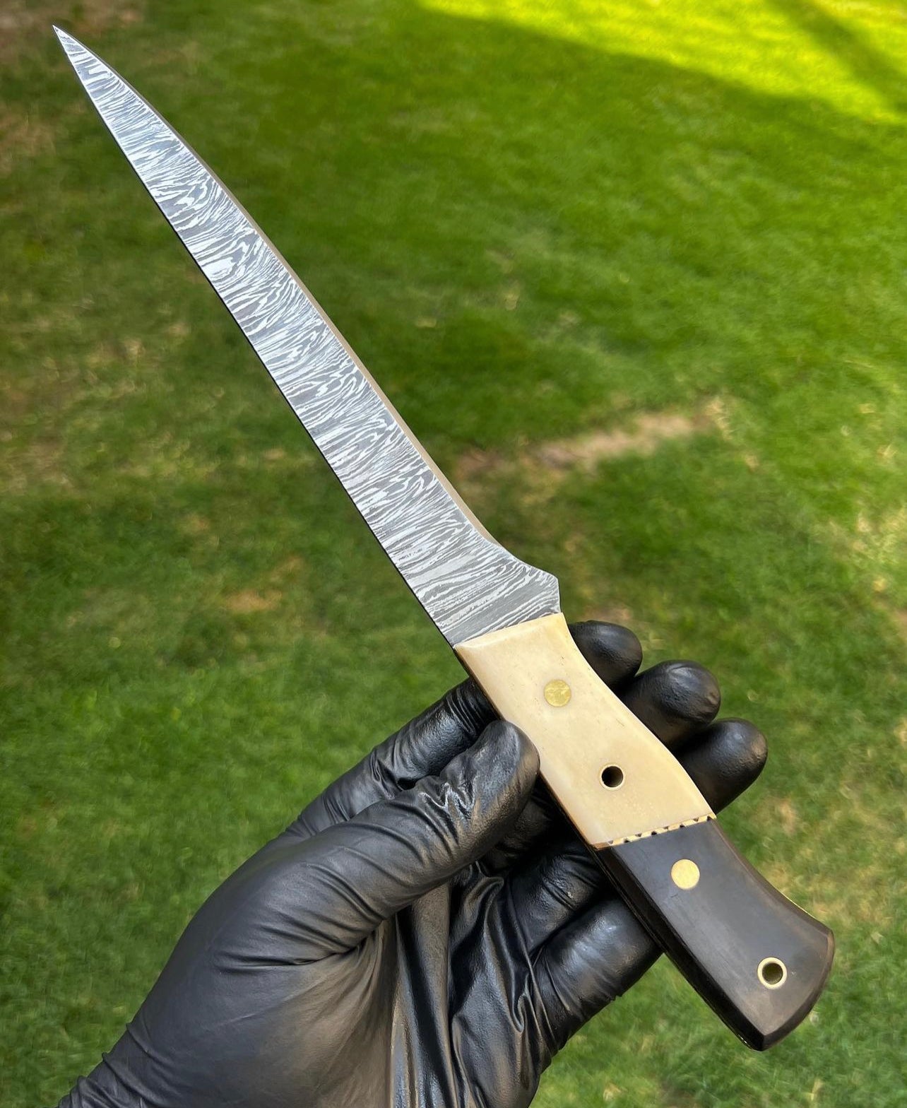 Handmade Damascus steel fillet knife