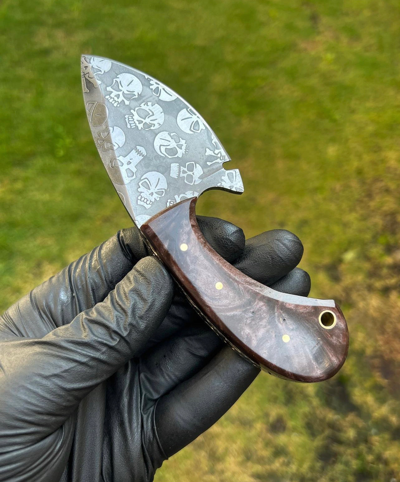 Handmade High Carbon Skull Etched Hunting Knife