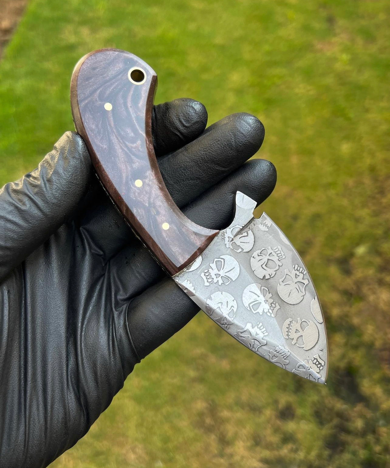 Handmade High Carbon Skull Etched Hunting Knife