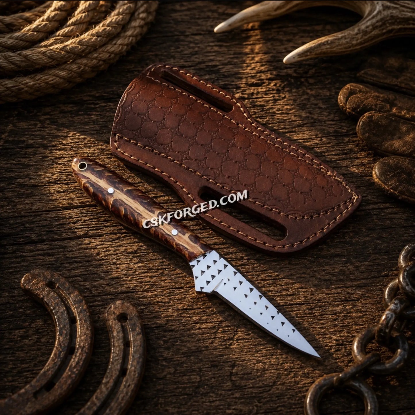 Pine Cone Trail Buckaroo knife with 4 inch rasp steel blade with cross-draw leather belt sheath