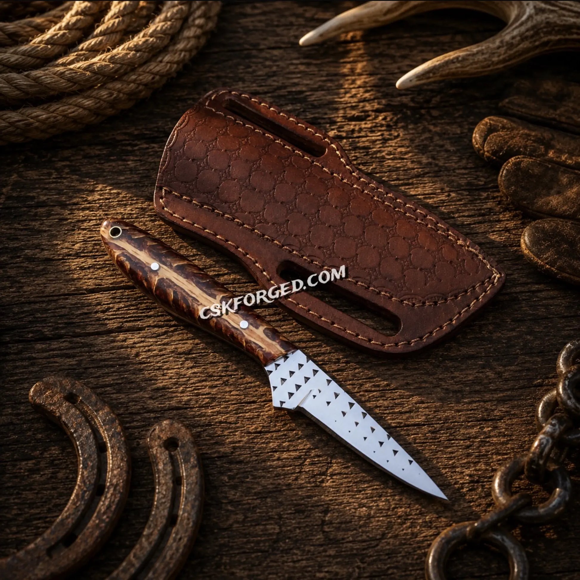 Pine Cone Trail Buckaroo knife with 4 inch rasp steel blade with cross-draw leather belt sheath