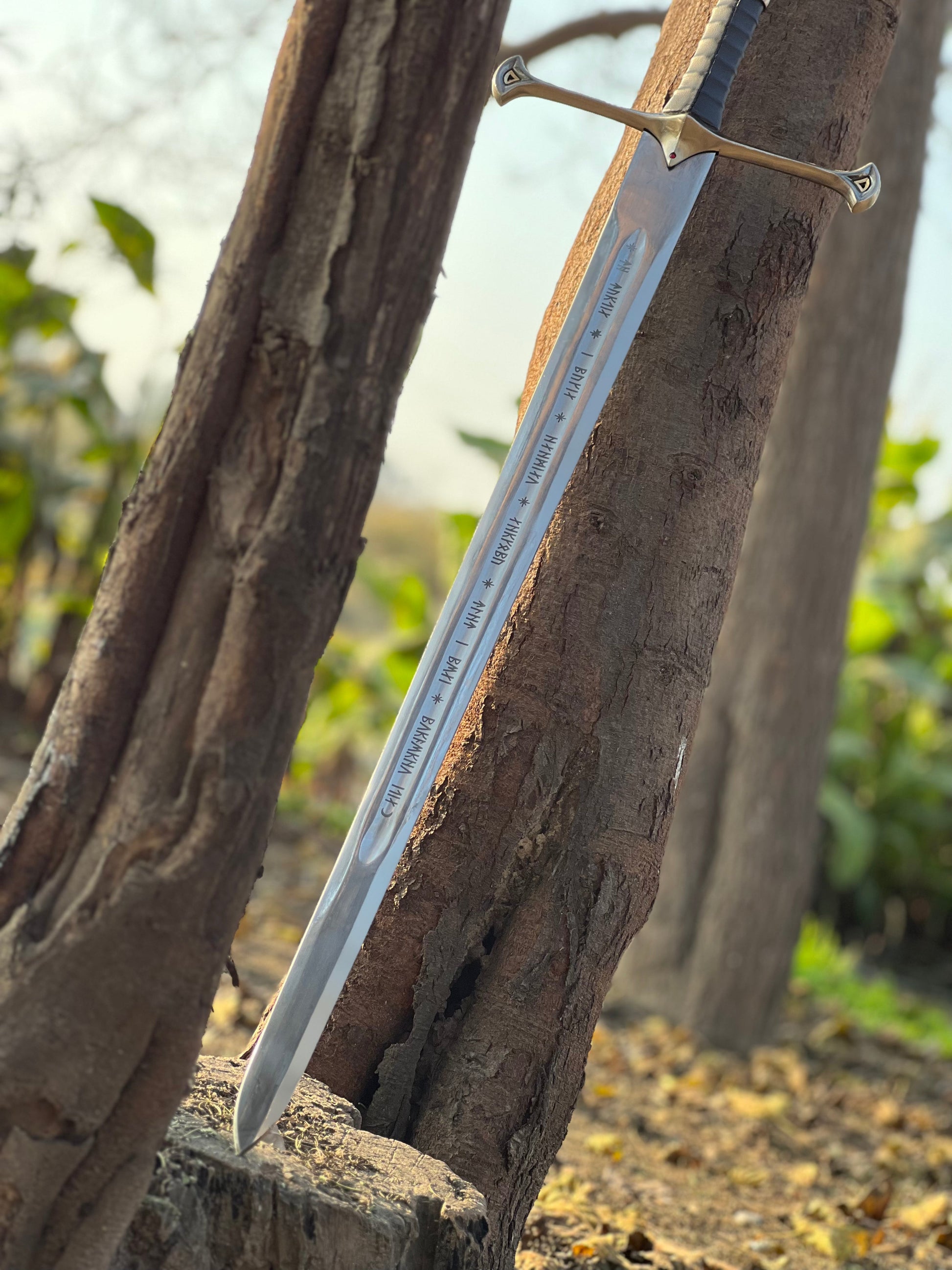 Anduril Sword of Narsil the King Aragorn Replica Sword - Image #4