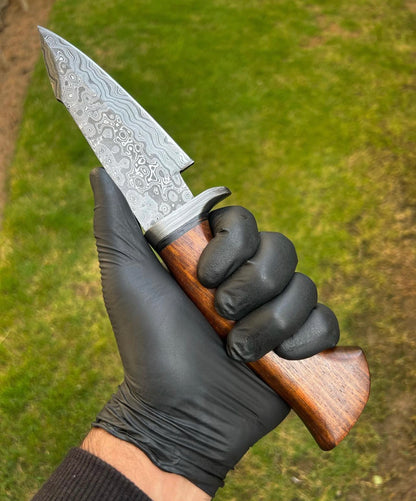 Custom Handmade Damascus Steel Hunting Knife