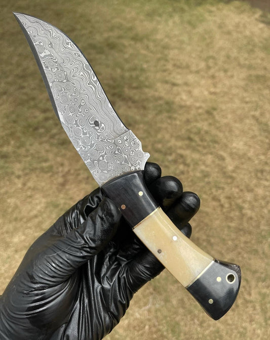 Handmade Damascus Steel Hunting Knife