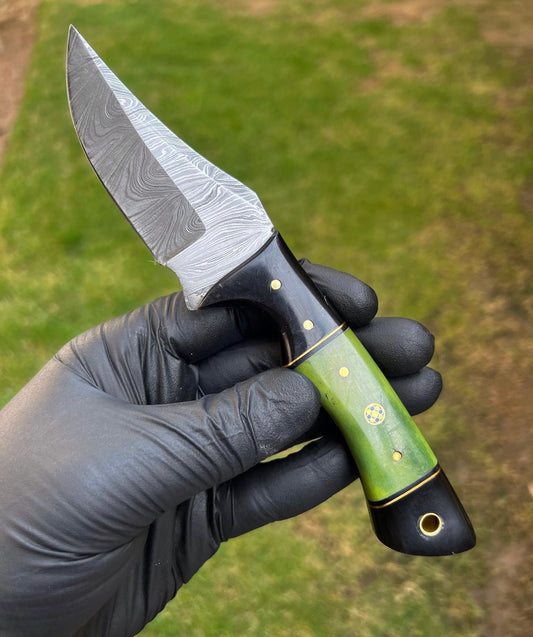 Damascus Steel Fixed Blade Hunting Knife