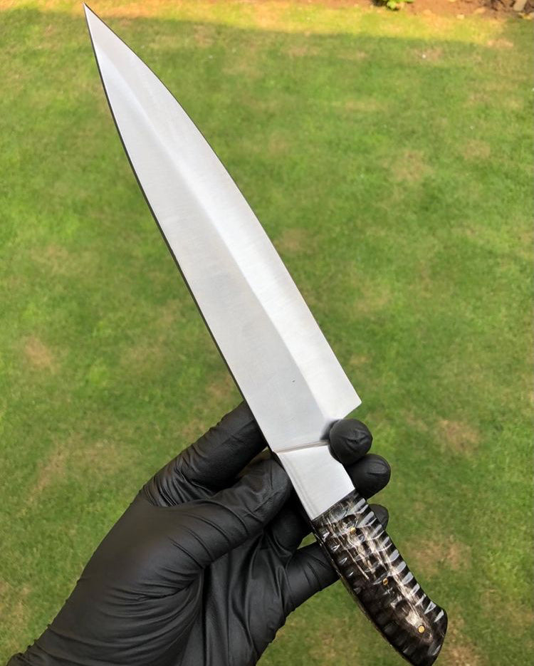 Custom made D2 steel chef knife