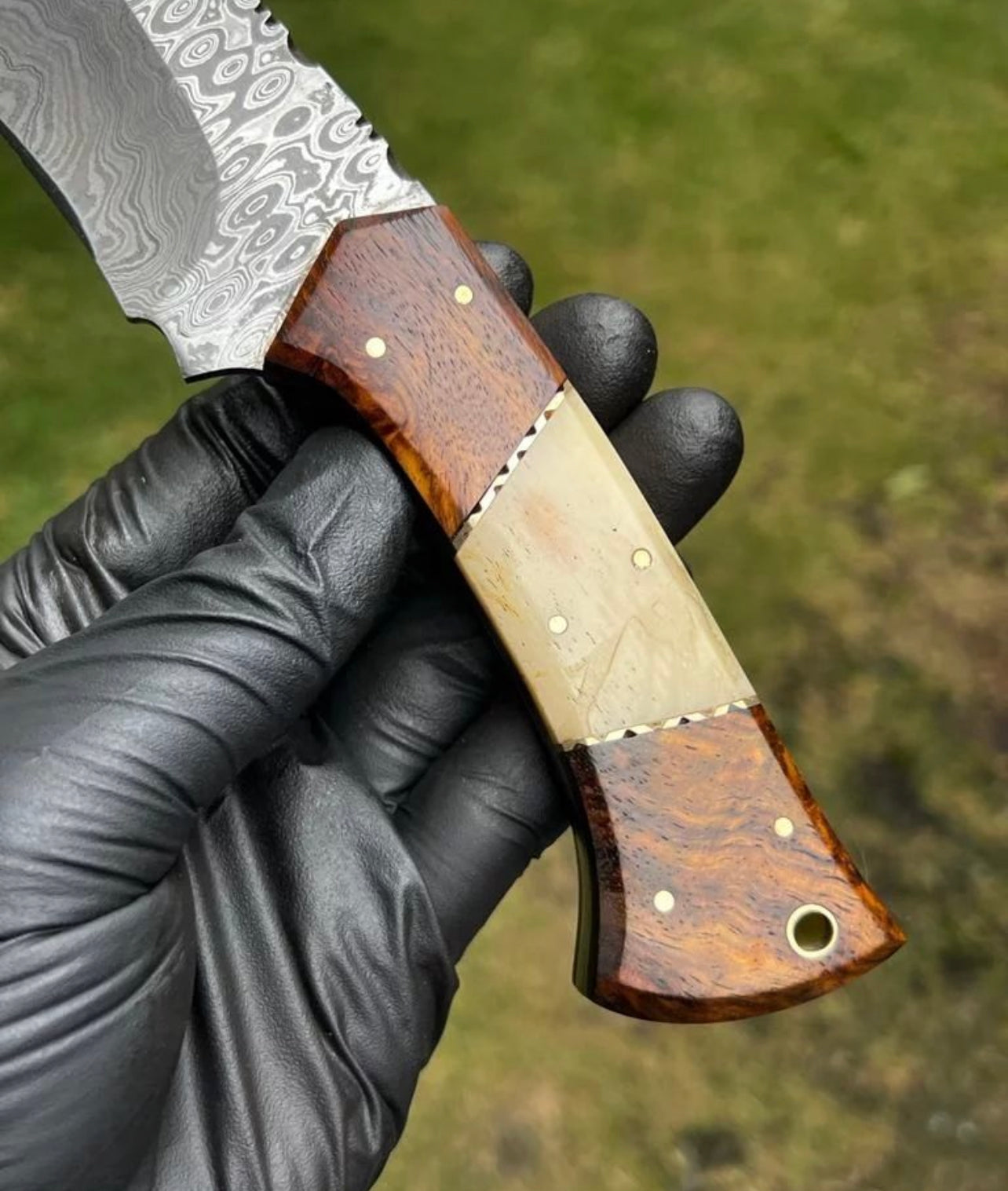 Damascus Steel Trailing Point Hunting Knife