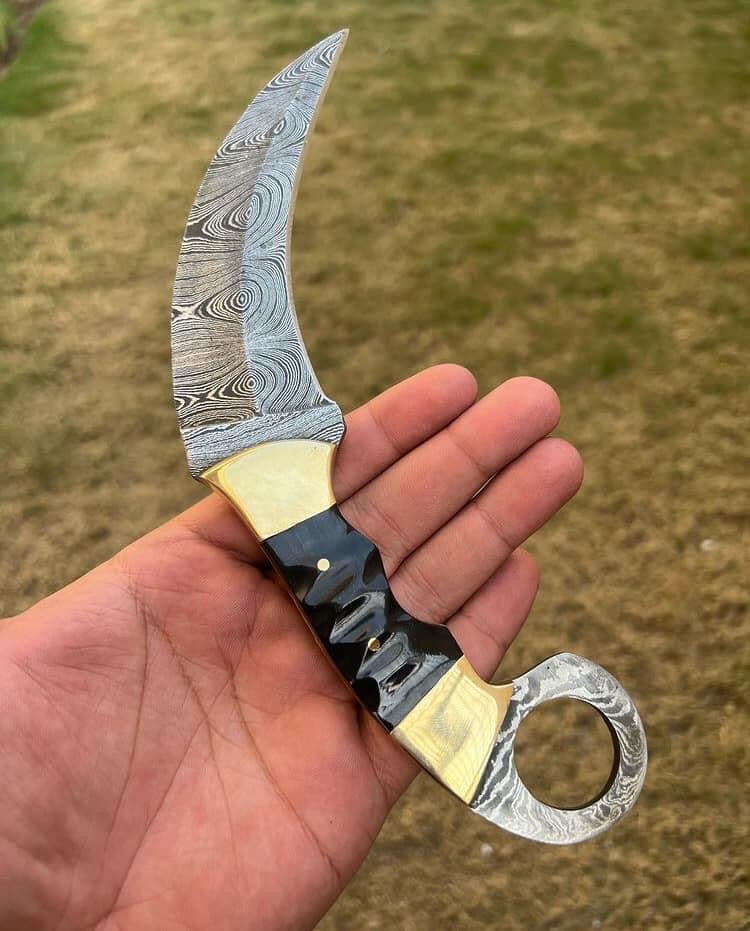 Custom Handmade Damascus steel Ring Tail karambit knife