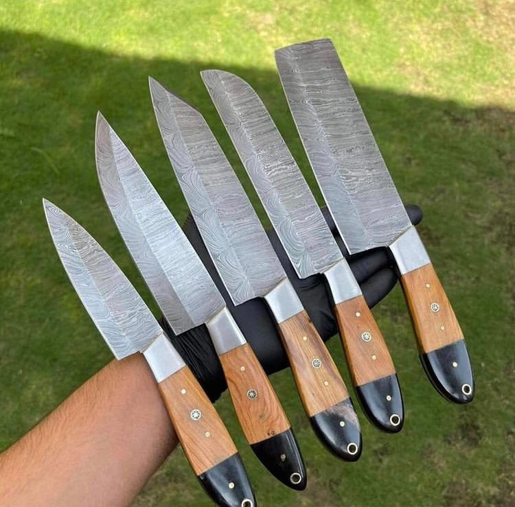 Handmade Damascus steel kitchen chef knives set