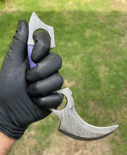 Handmade Damascus karambit knife