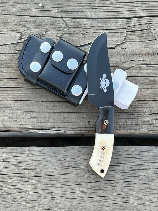 New Full Tang Custom Handmade J2 SteelBlack Coated Blade Hunting Knives